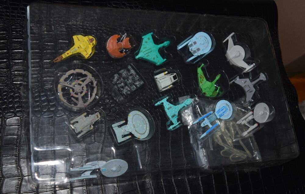 Micro Machines 1993 Star Trek Limited Edition Collectors Set No Box 16 Vessels